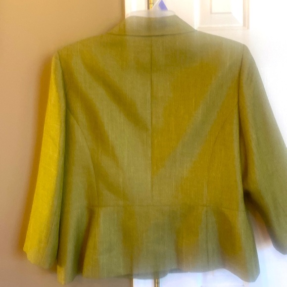 Gorgeous Evan-Picone Jacket. Size 18 💚💚💚 in  Color. Pair it with anything💚. - Picture 5 of 11